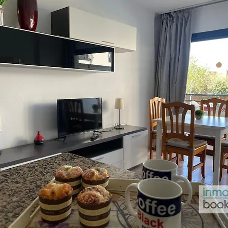 Cannes Salou, Piscina Y Centrico Apartamento *